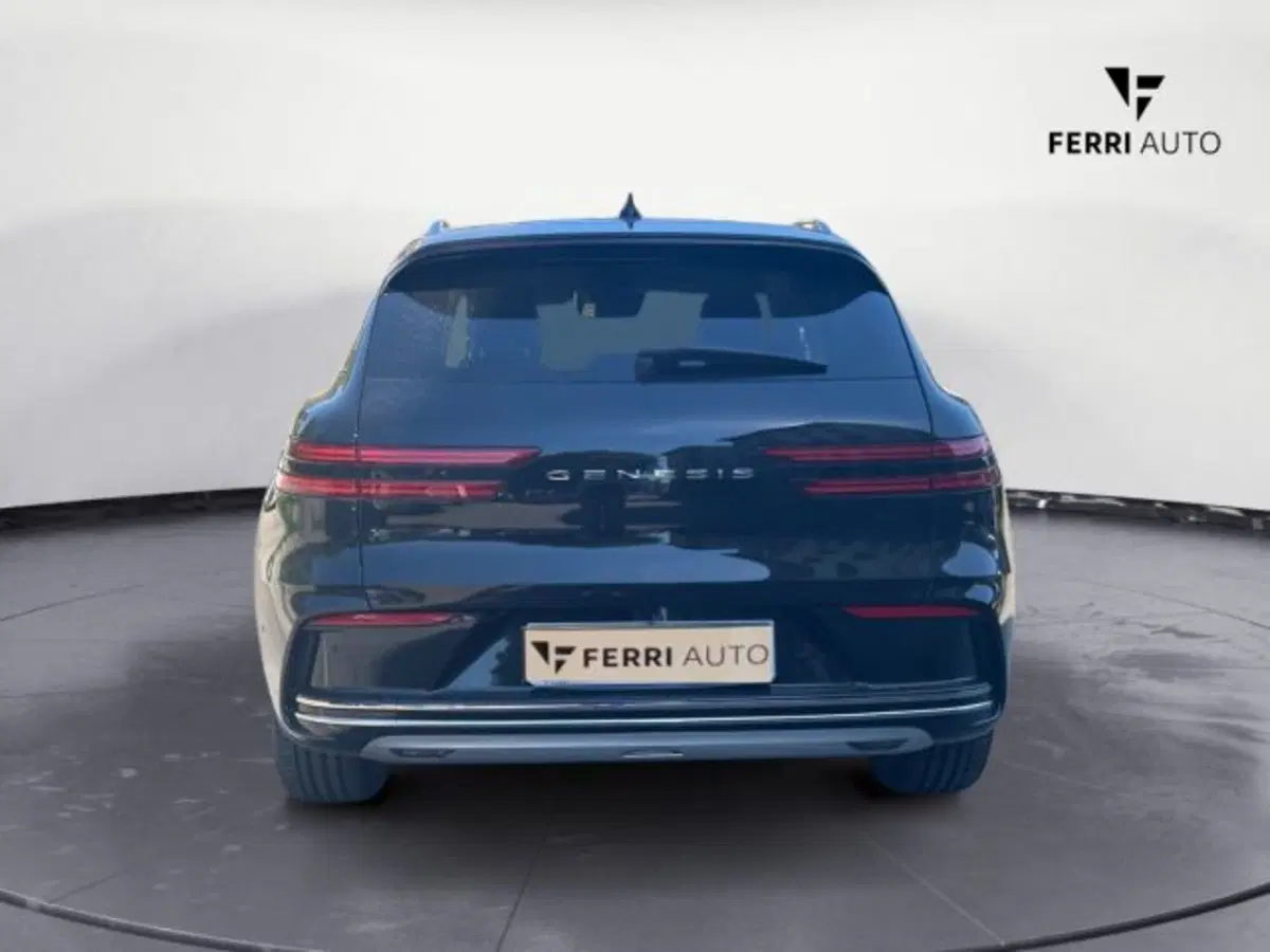 Genesis GV70 nuova a Treviso (6)