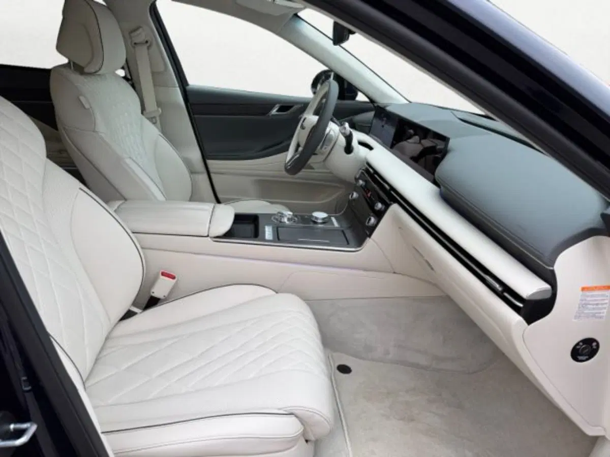 Genesis G80 nuova a Treviso (11)