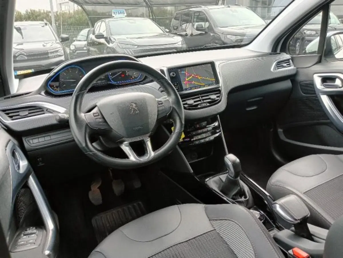 Peugeot 2008 usata a Brescia (6)