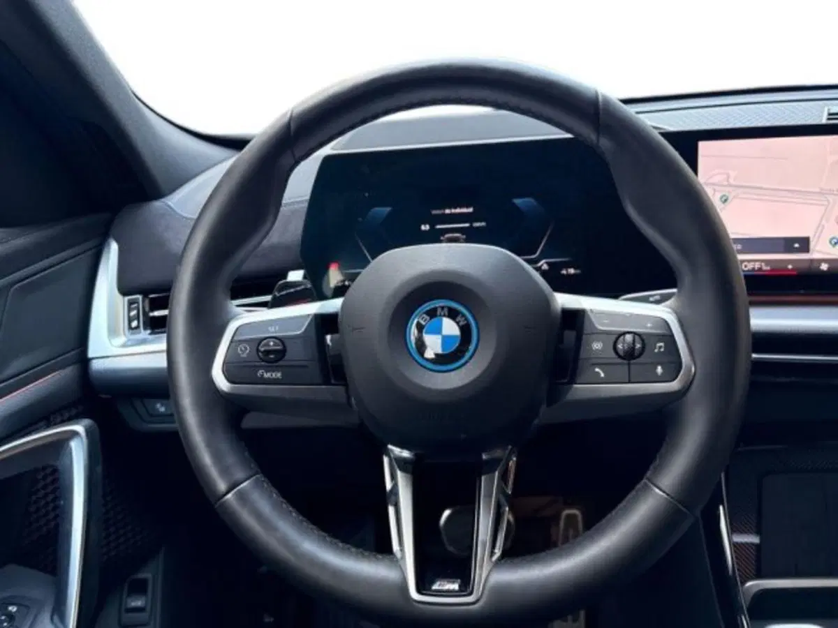 BMW iX2 usata a Verona (10)