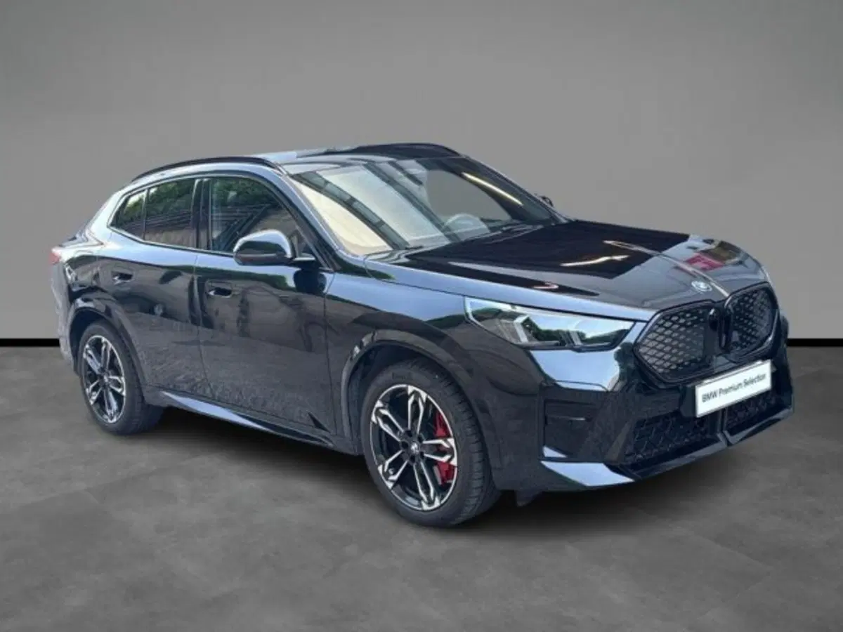 BMW iX2 usata a Verona (16)