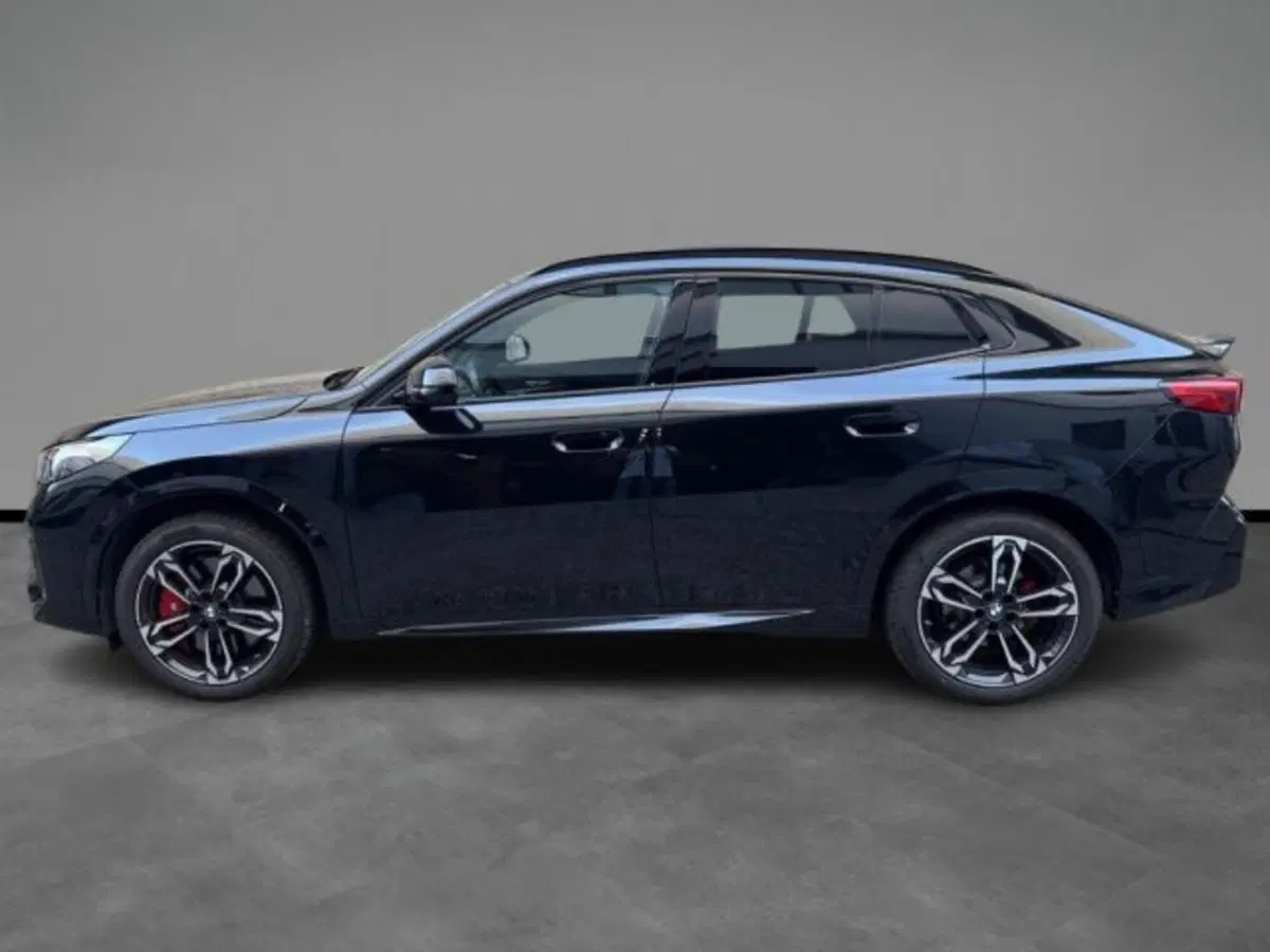 BMW iX2 usata a Verona (3)