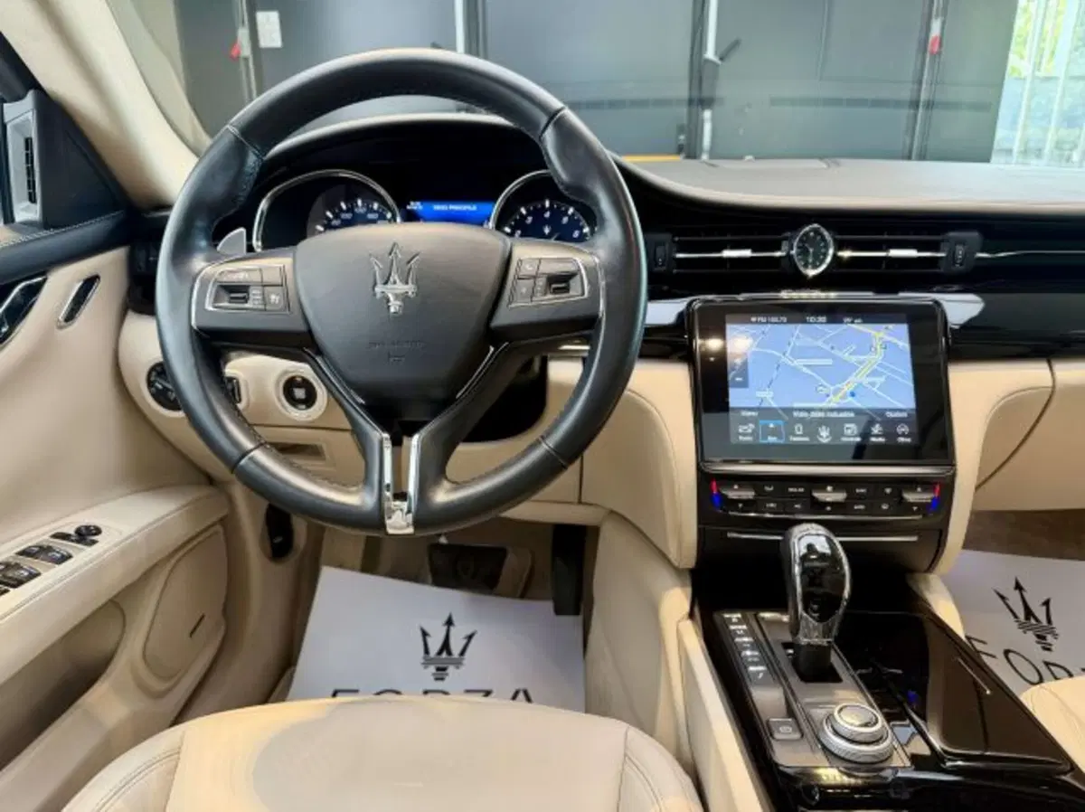 Maserati Quattroporte usata a Torino (14)