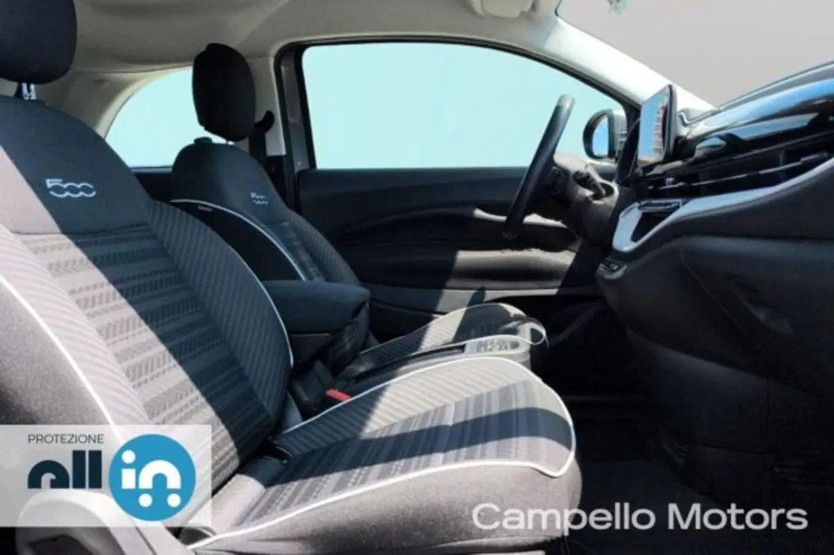 Fiat 500e usata a Venezia (16)