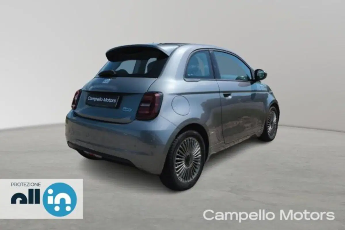 Fiat 500e usata a Venezia (3)