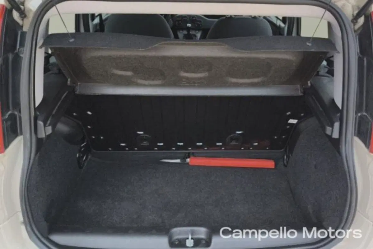 Fiat Panda usata a Venezia (14)