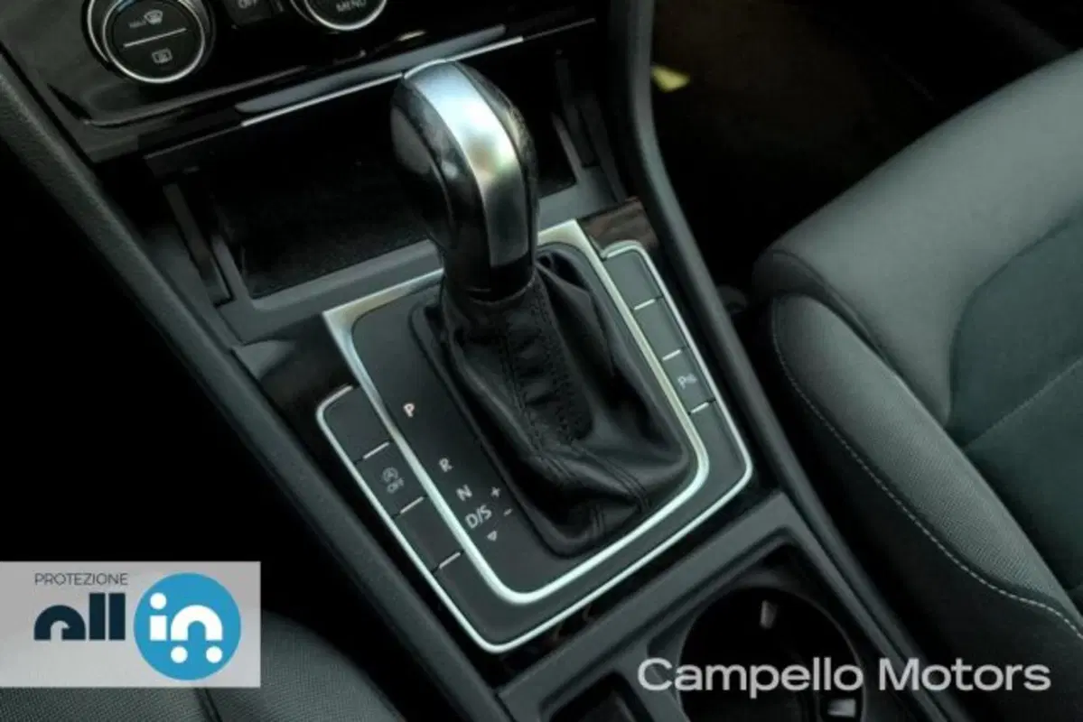 Volkswagen Golf usata a Venezia (12)