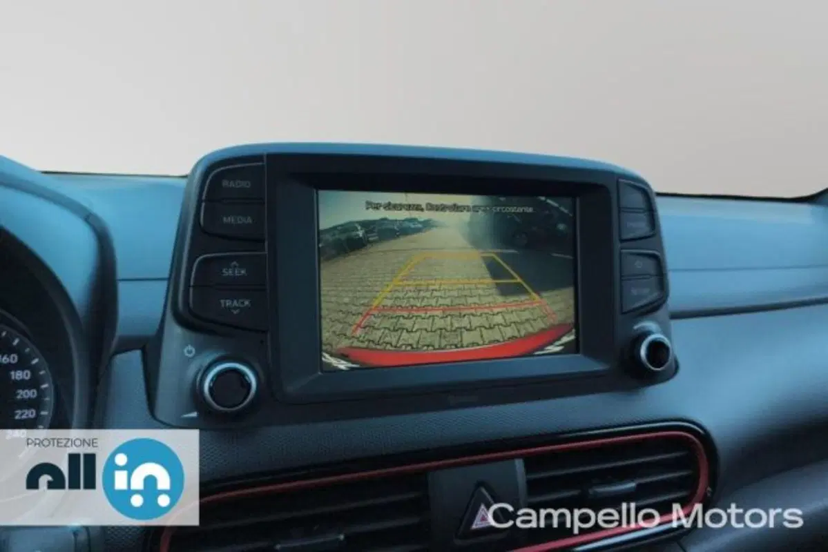 Hyundai Kona usata a Venezia (11)