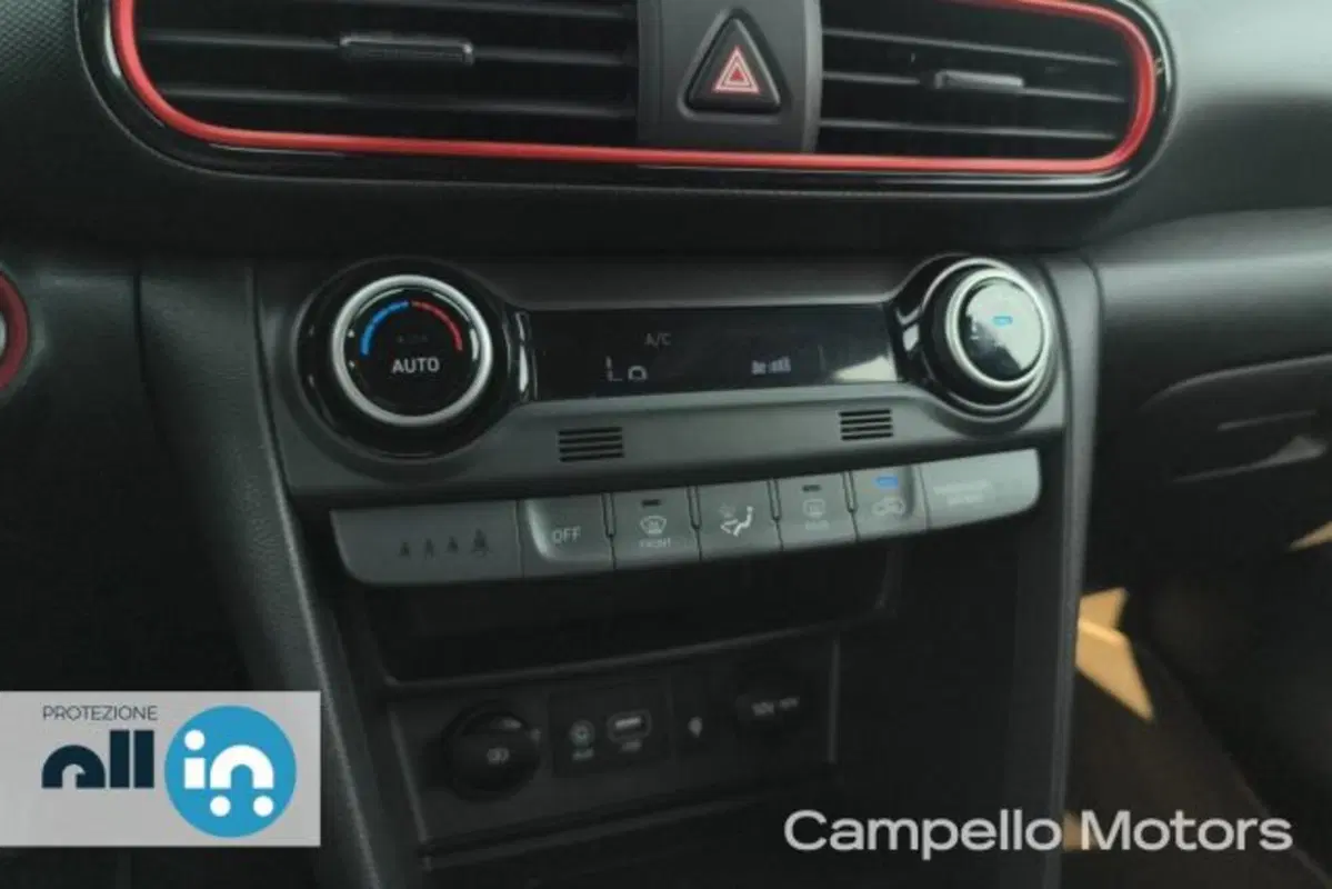 Hyundai Kona usata a Venezia (12)