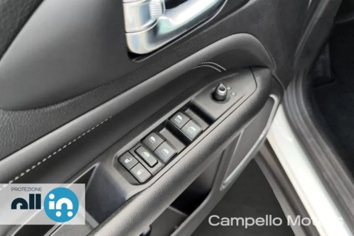 Jeep Compass usata a Venezia (16)