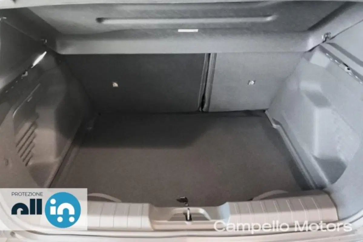 Jeep Avenger usata a Venezia (12)