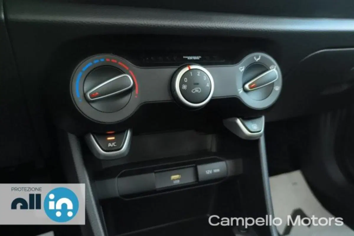 Kia Picanto usata a Venezia (12)