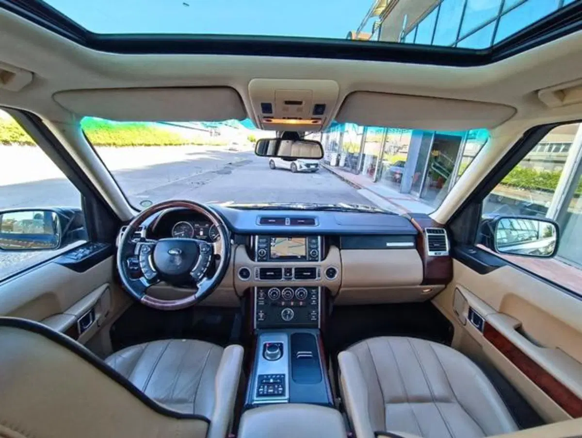 Land Rover Range Rover usata a Pisa (10)