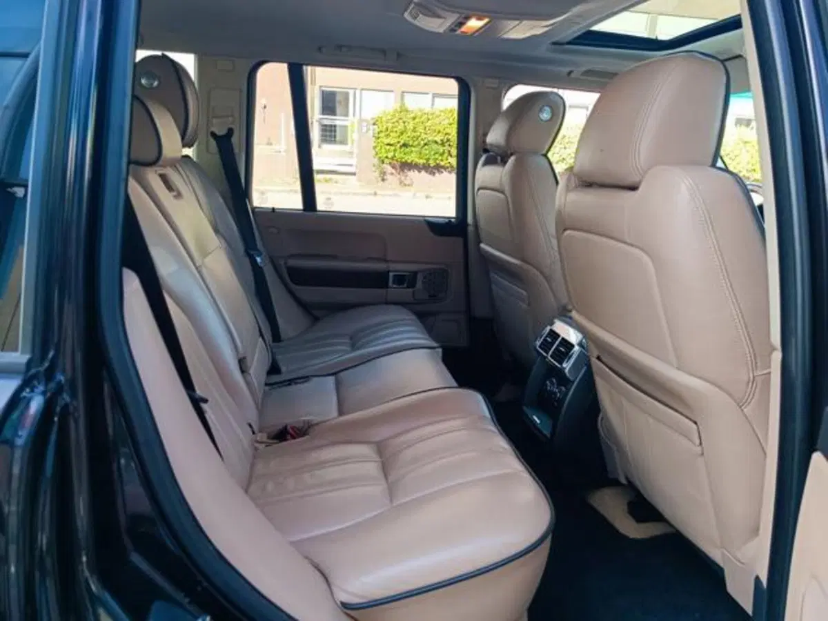 Land Rover Range Rover usata a Pisa (12)