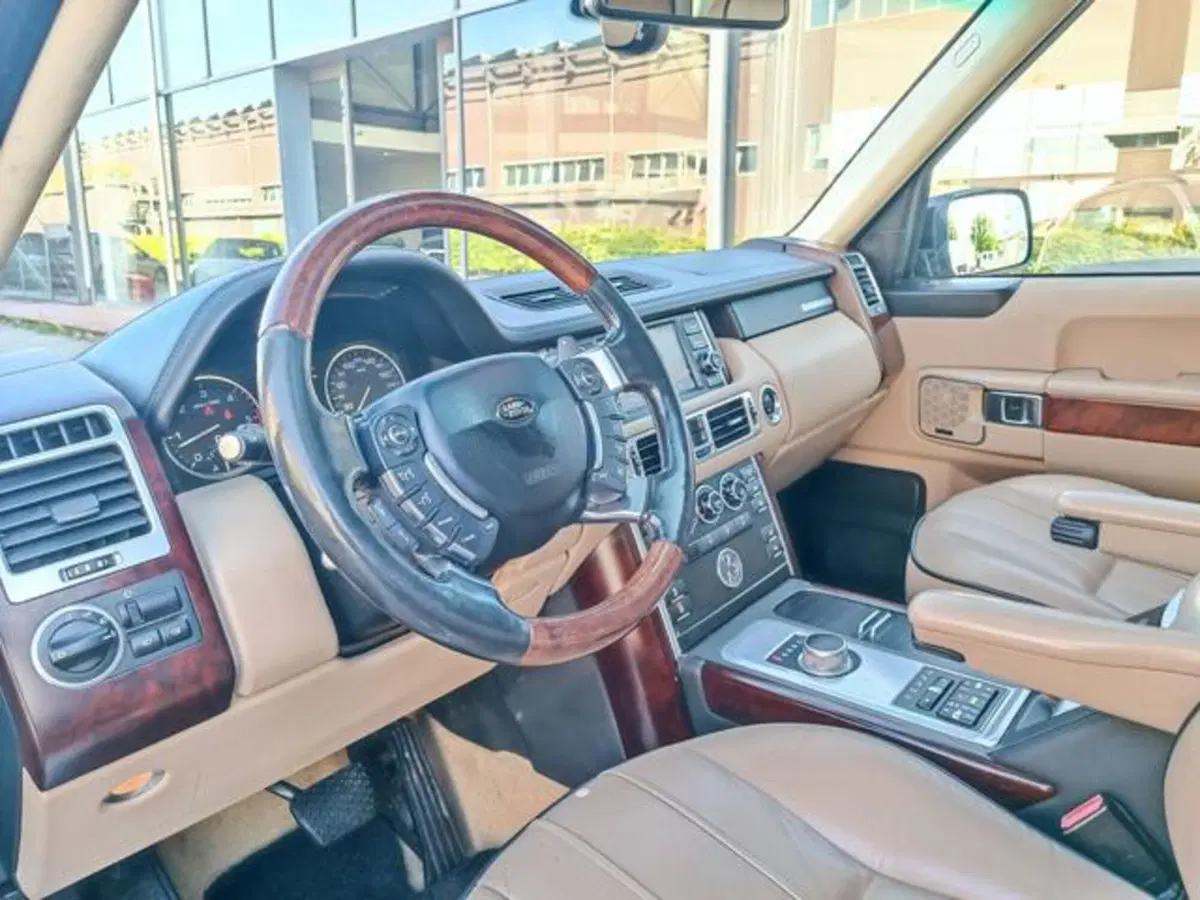 Land Rover Range Rover usata a Pisa (6)