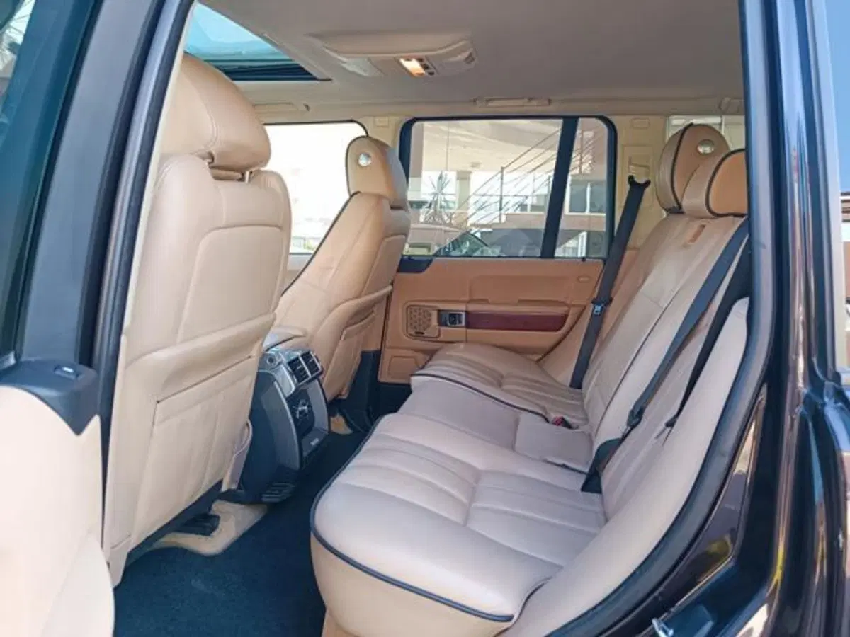 Land Rover Range Rover usata a Pisa (9)