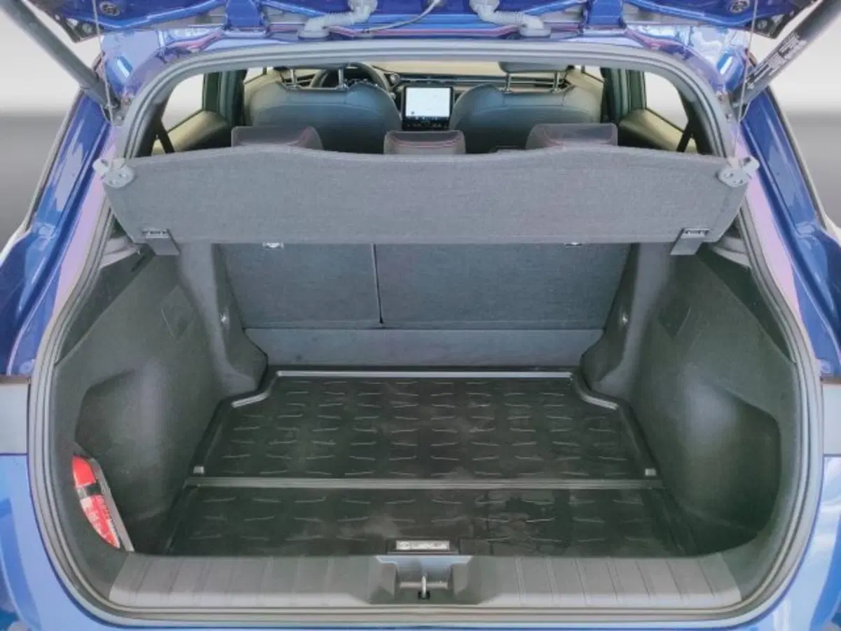 Lexus LBX usata a Teramo (9)