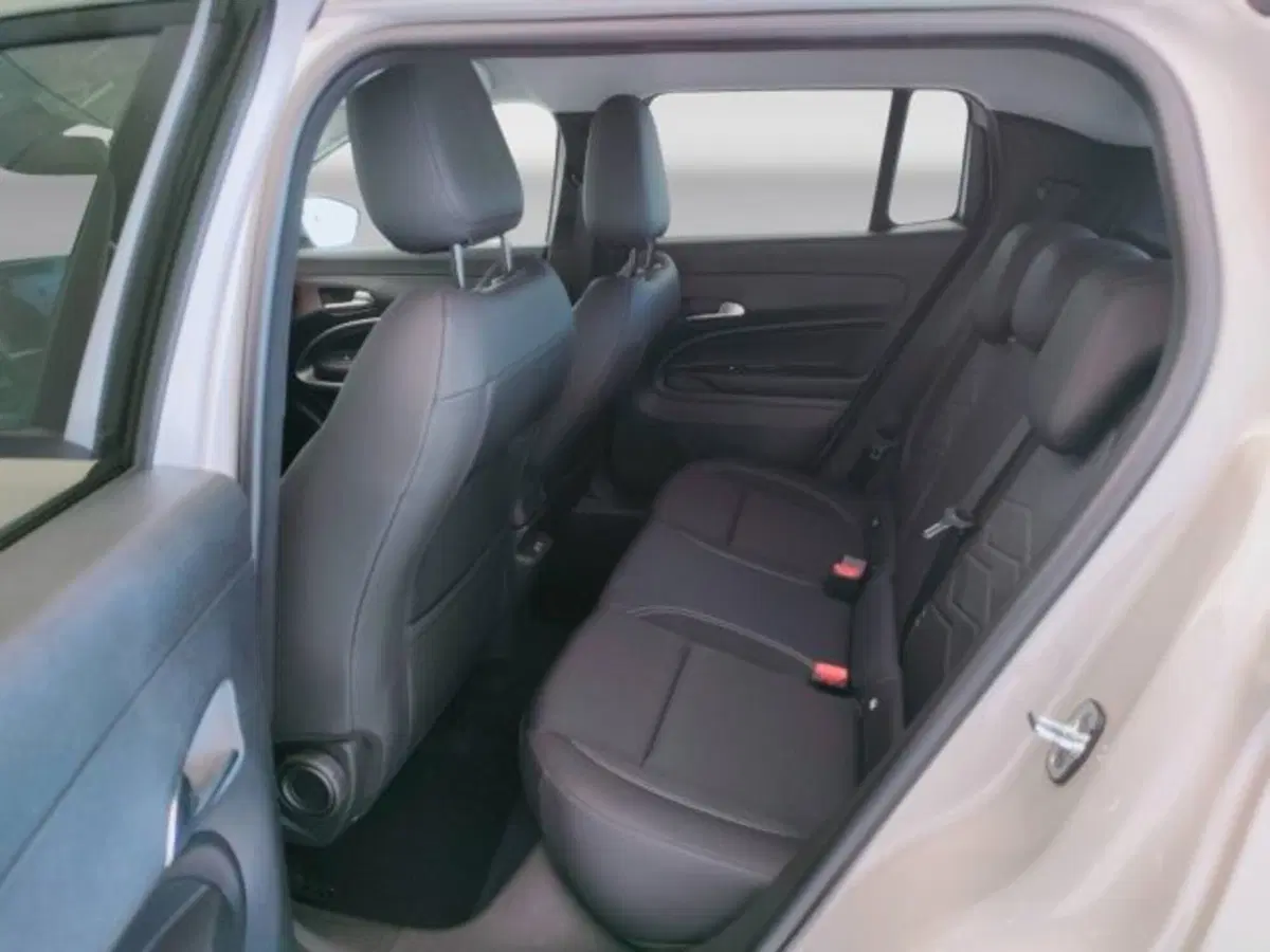 Jeep Avenger usata a Teramo (15)