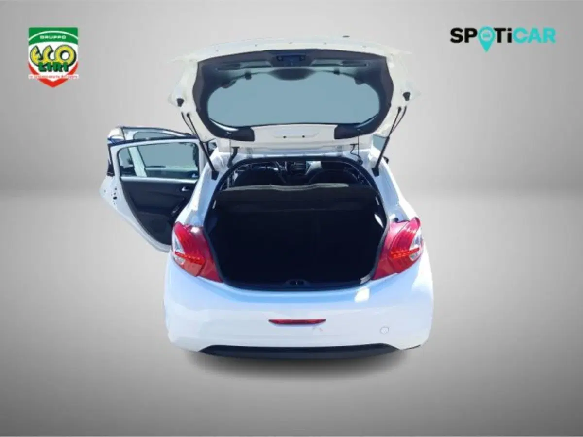 Peugeot 208 usata a Frosinone (11)