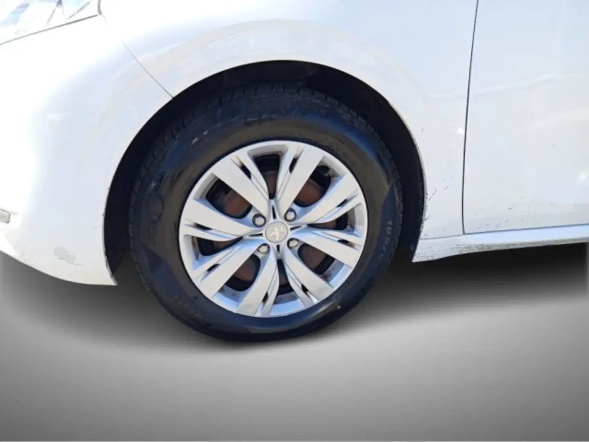 Peugeot 208 usata a Frosinone (17)