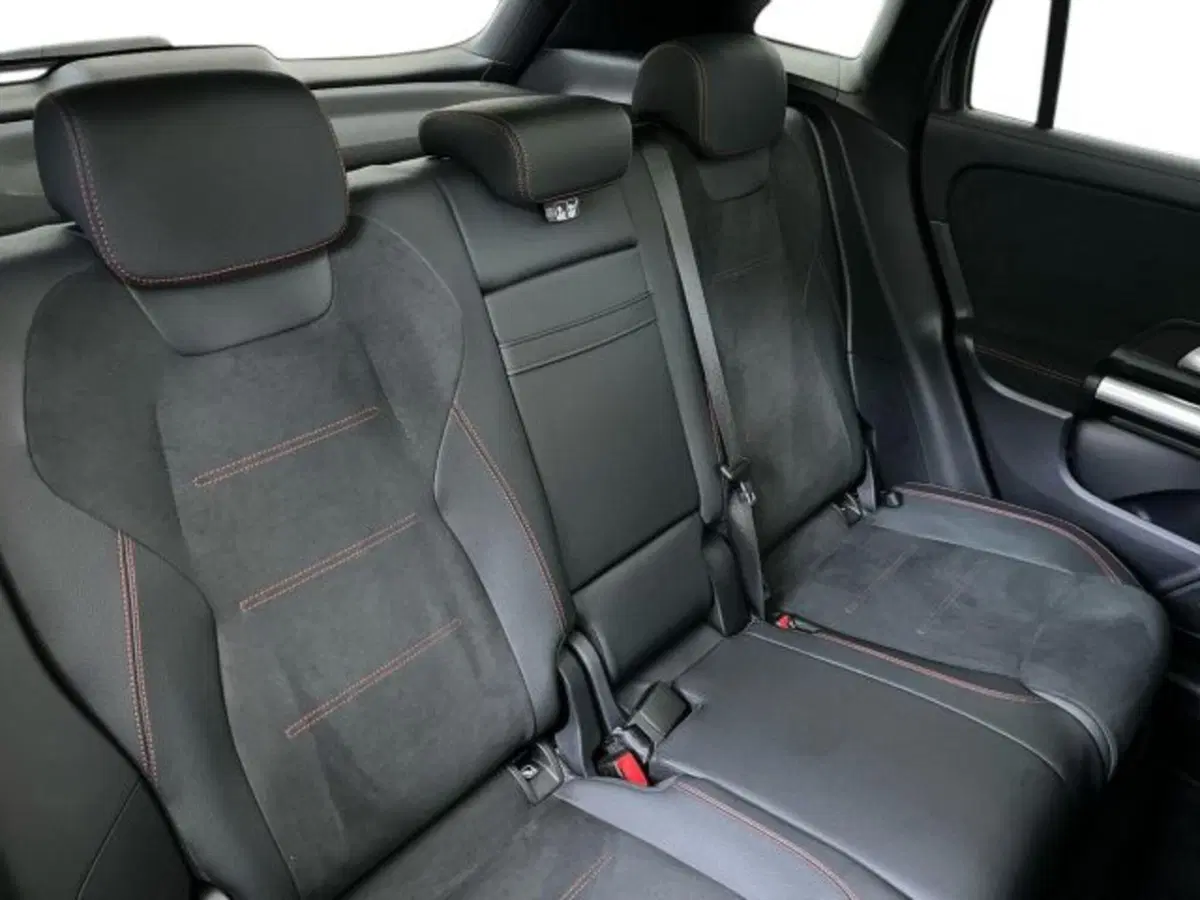 Mercedes-Benz GLA SUV usata a Verona (15)