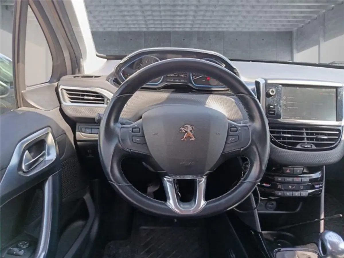 Peugeot 2008 usata a Bari (14)