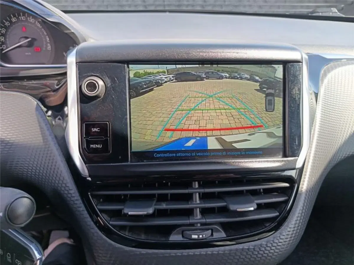 Peugeot 2008 usata a Bari (19)