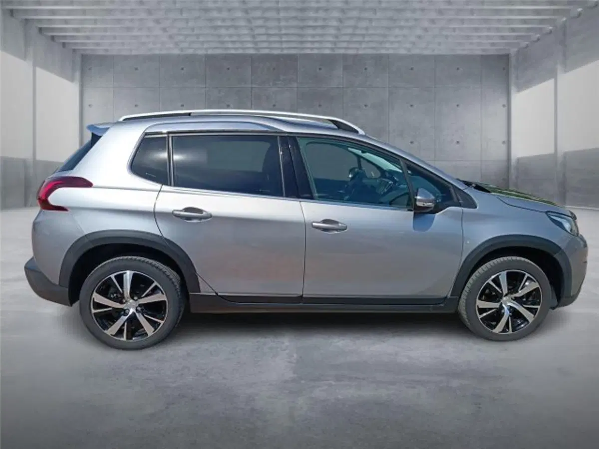 Peugeot 2008 usata a Bari (7)