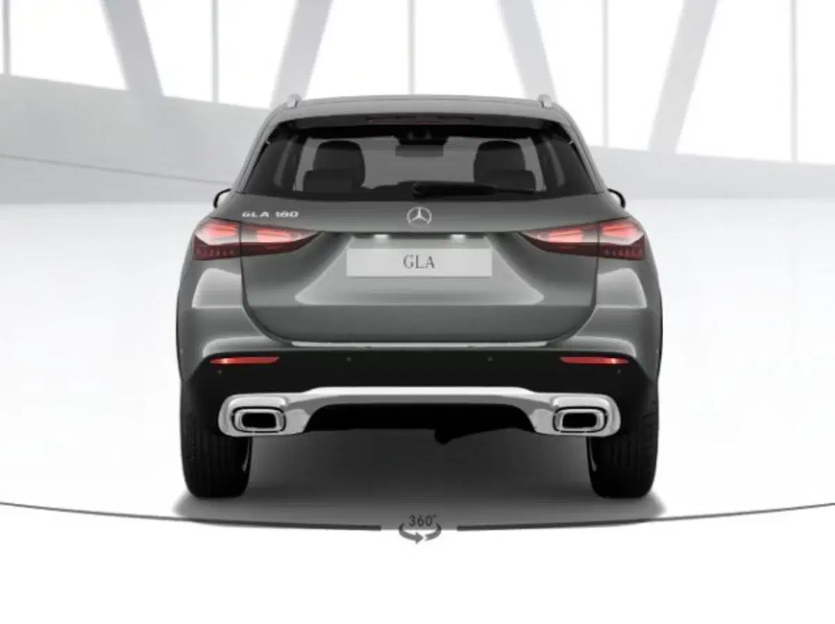 Mercedes-Benz GLA SUV nuova a Verona (4)