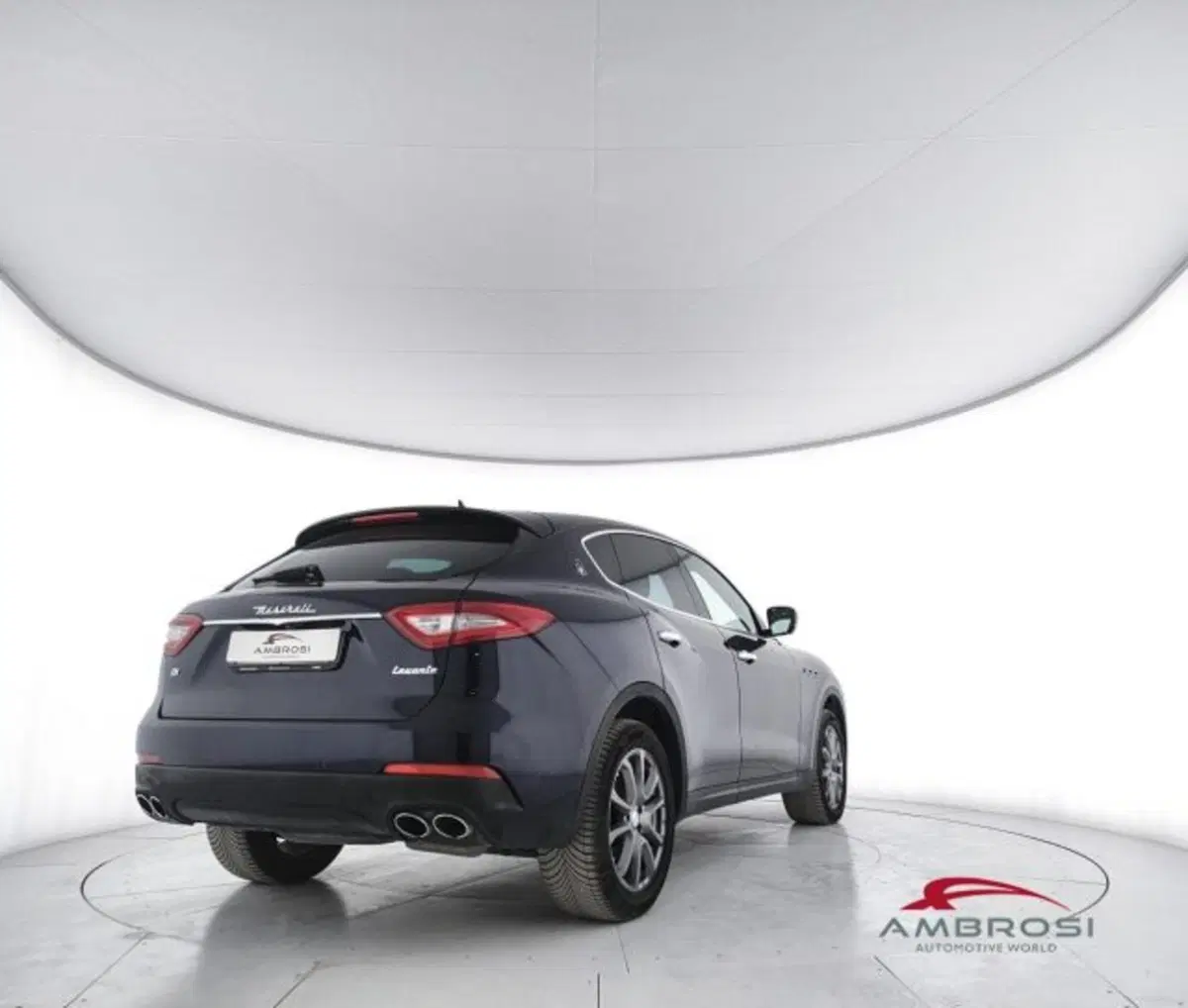 Maserati Levante usata a Perugia (3)