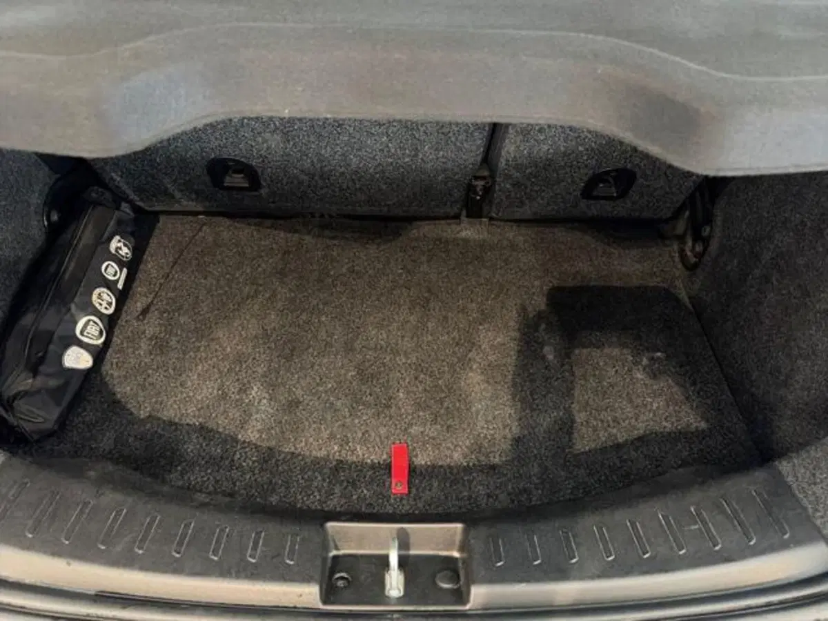 Lancia Ypsilon usata a Sassari (5)