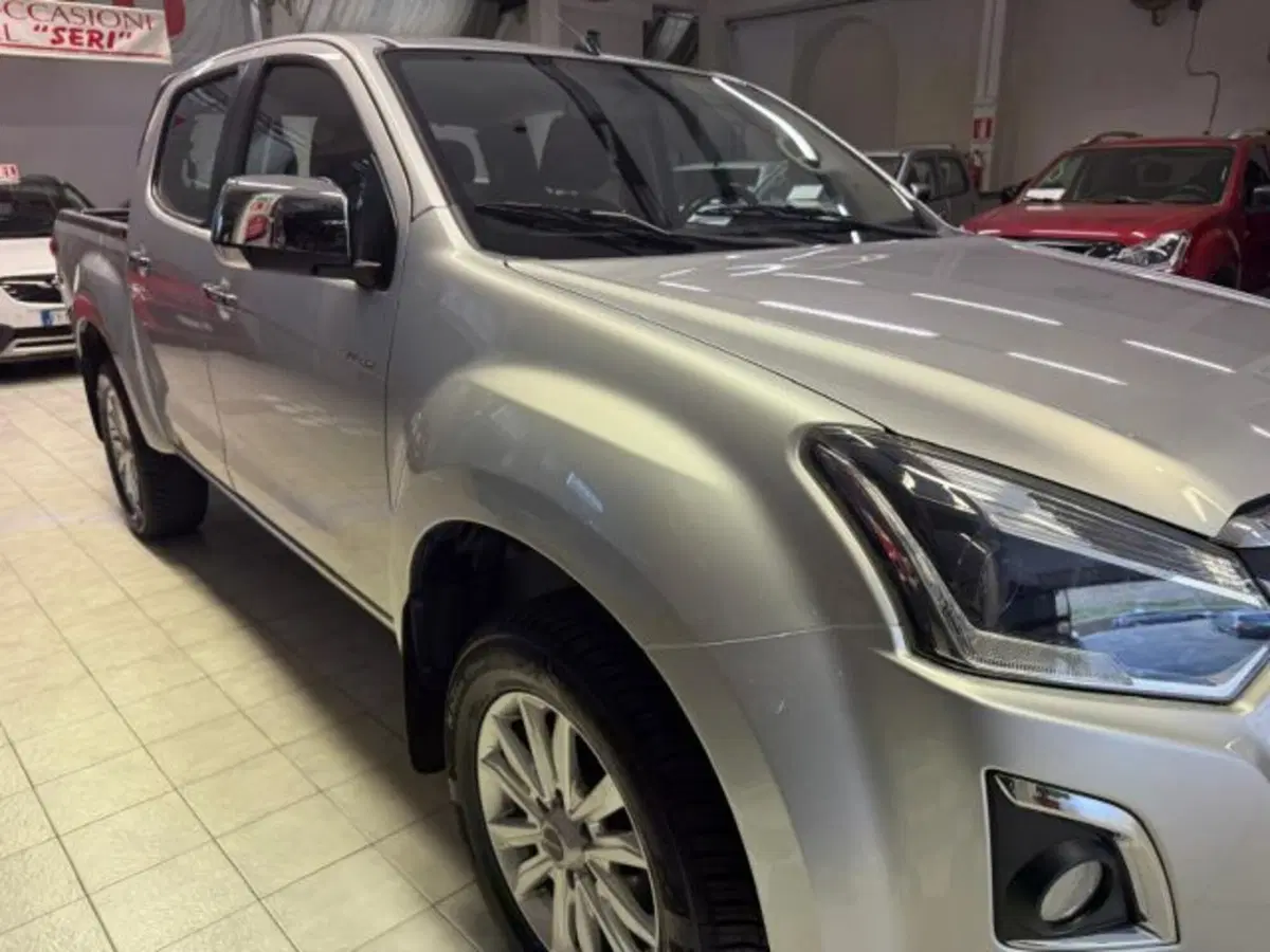 Isuzu D-Max Pick-up usata a Siena (3)