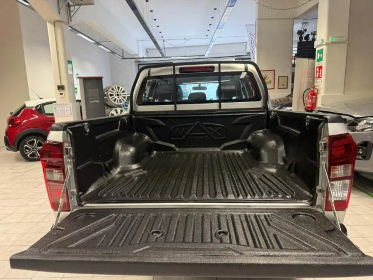 Isuzu D-Max Pick-up usata a Siena (5)