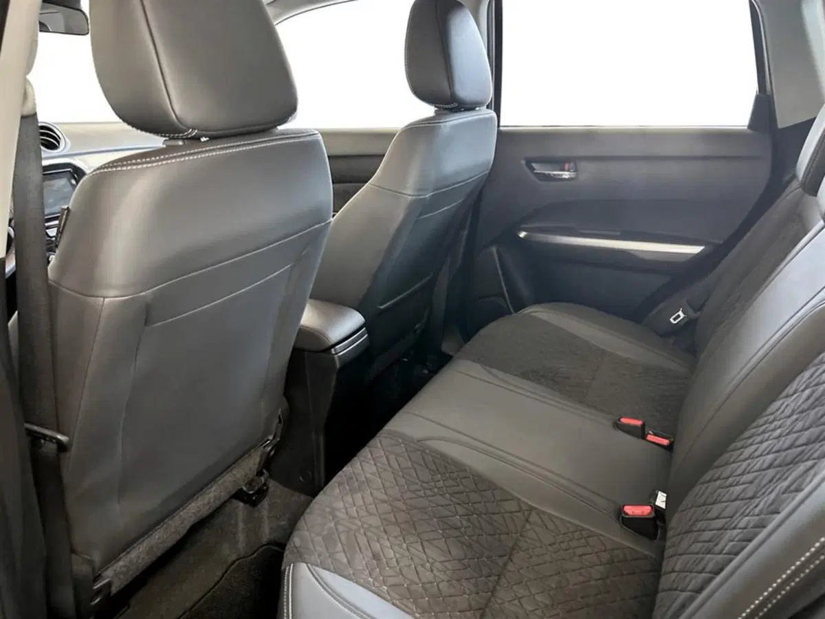 Suzuki Vitara usata a Piacenza (10)