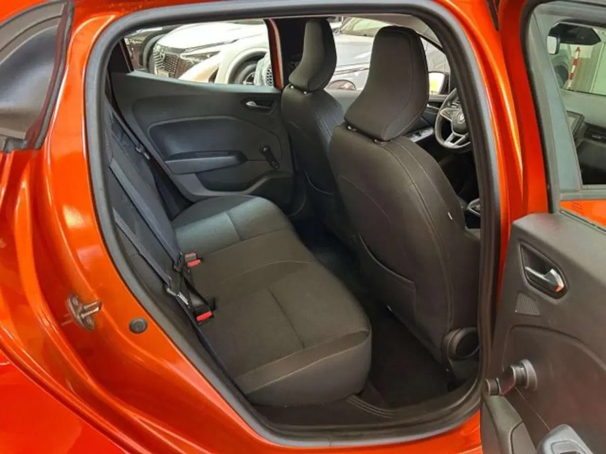 Renault Clio usata a Firenze (14)