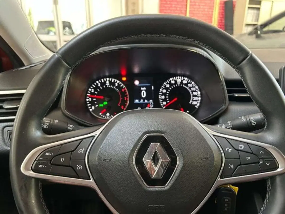 Renault Clio usata a Firenze (9)