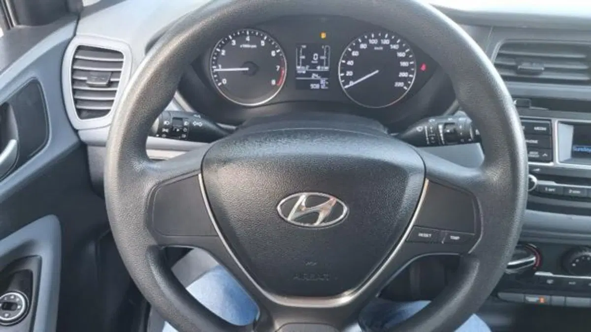 Hyundai i20 usata a Savona (13)