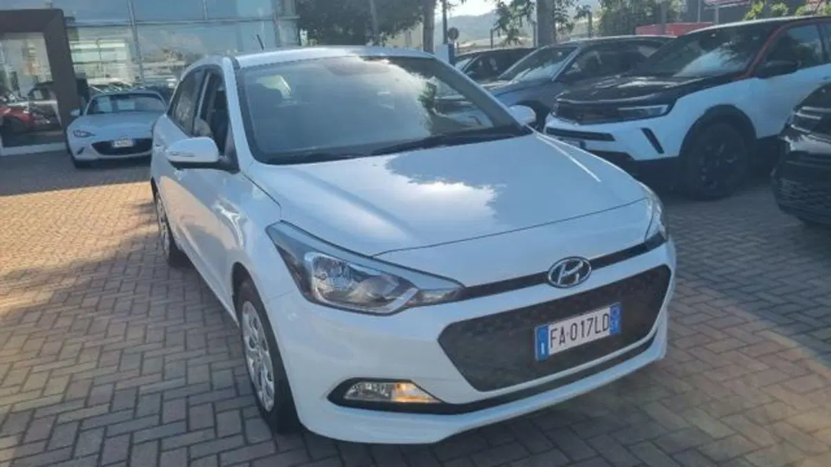 Hyundai i20 usata a Savona (2)