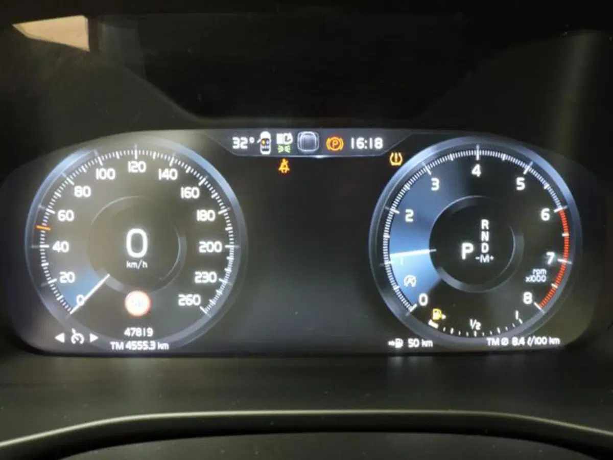 Volvo XC40 usata a Firenze (10)