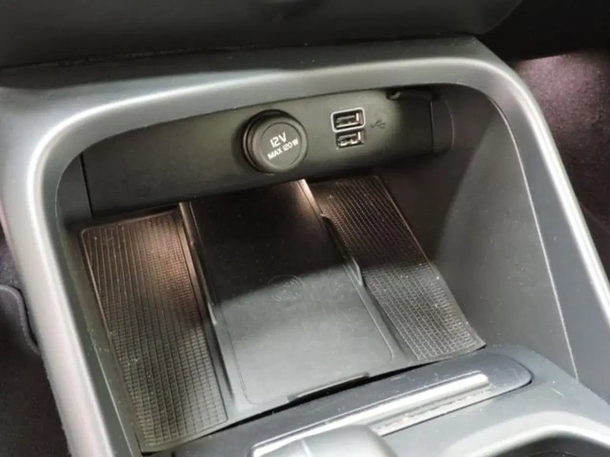 Volvo XC40 usata a Firenze (17)