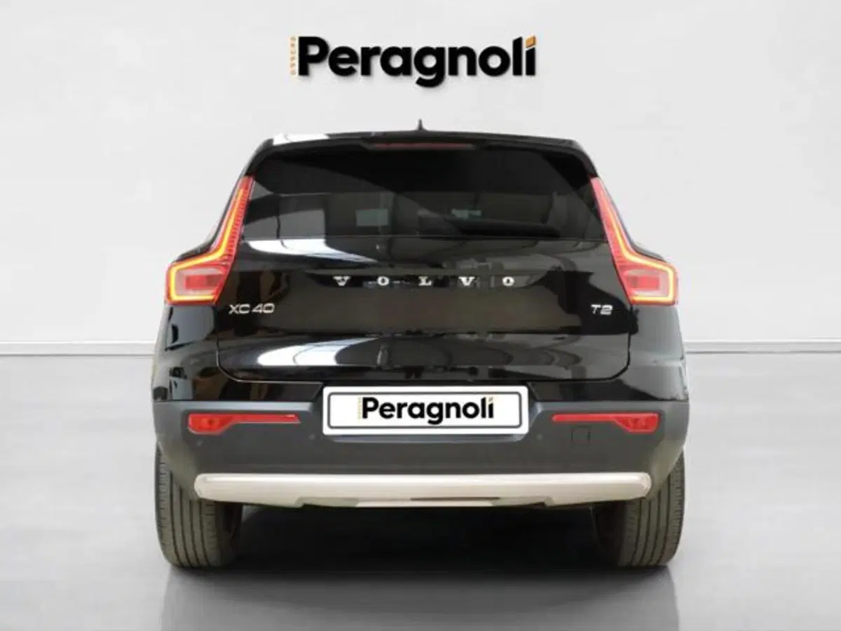 Volvo XC40 usata a Firenze (4)