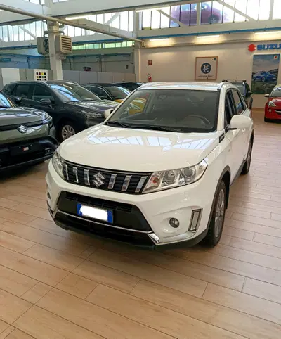 Suzuki Vitara 1.0 Boosterjet 4WD AllGrip Cool del 2019 usata a Pescate