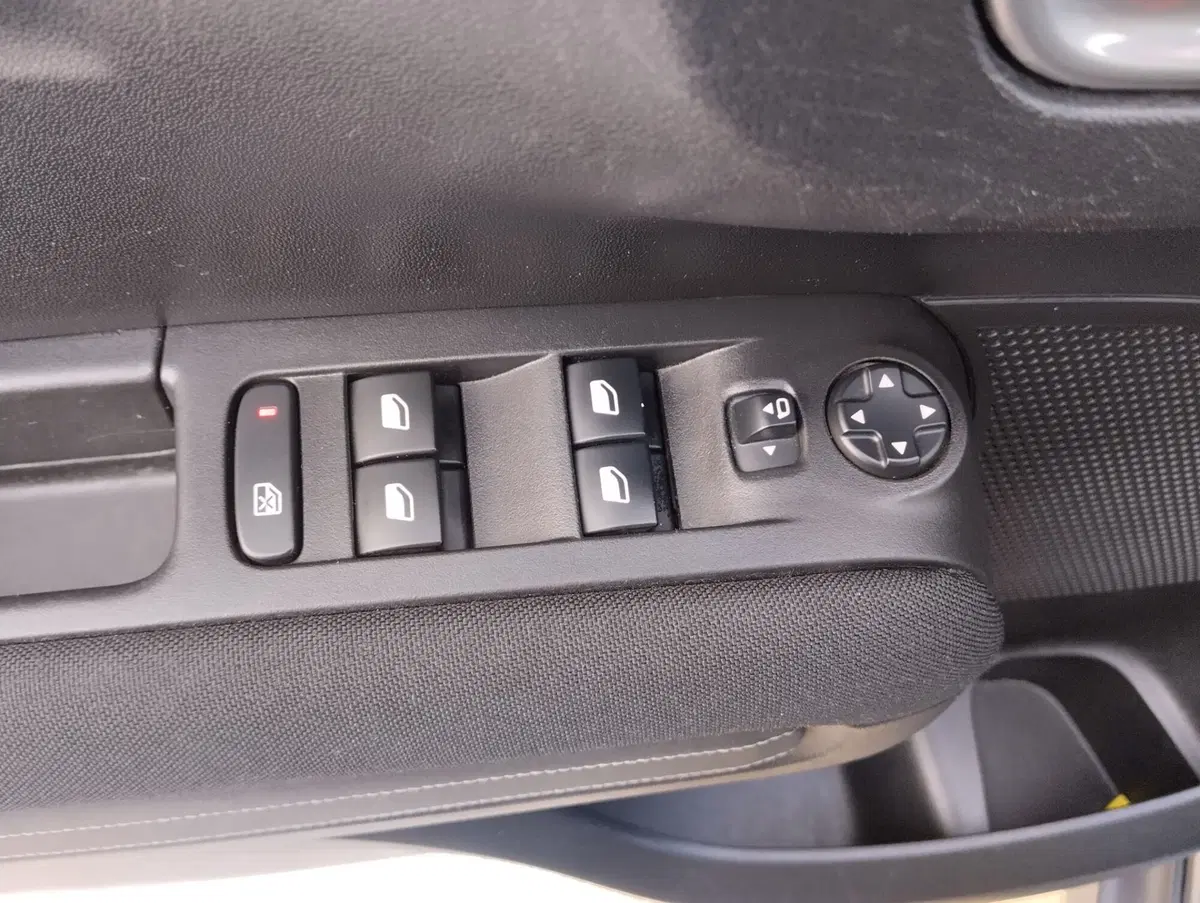 Citroen C3 Aircross usata a Asti (7)
