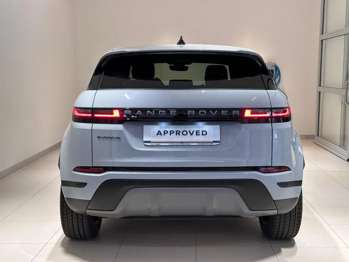 Land Rover Range Rover Evoque nuova a Varese (2)