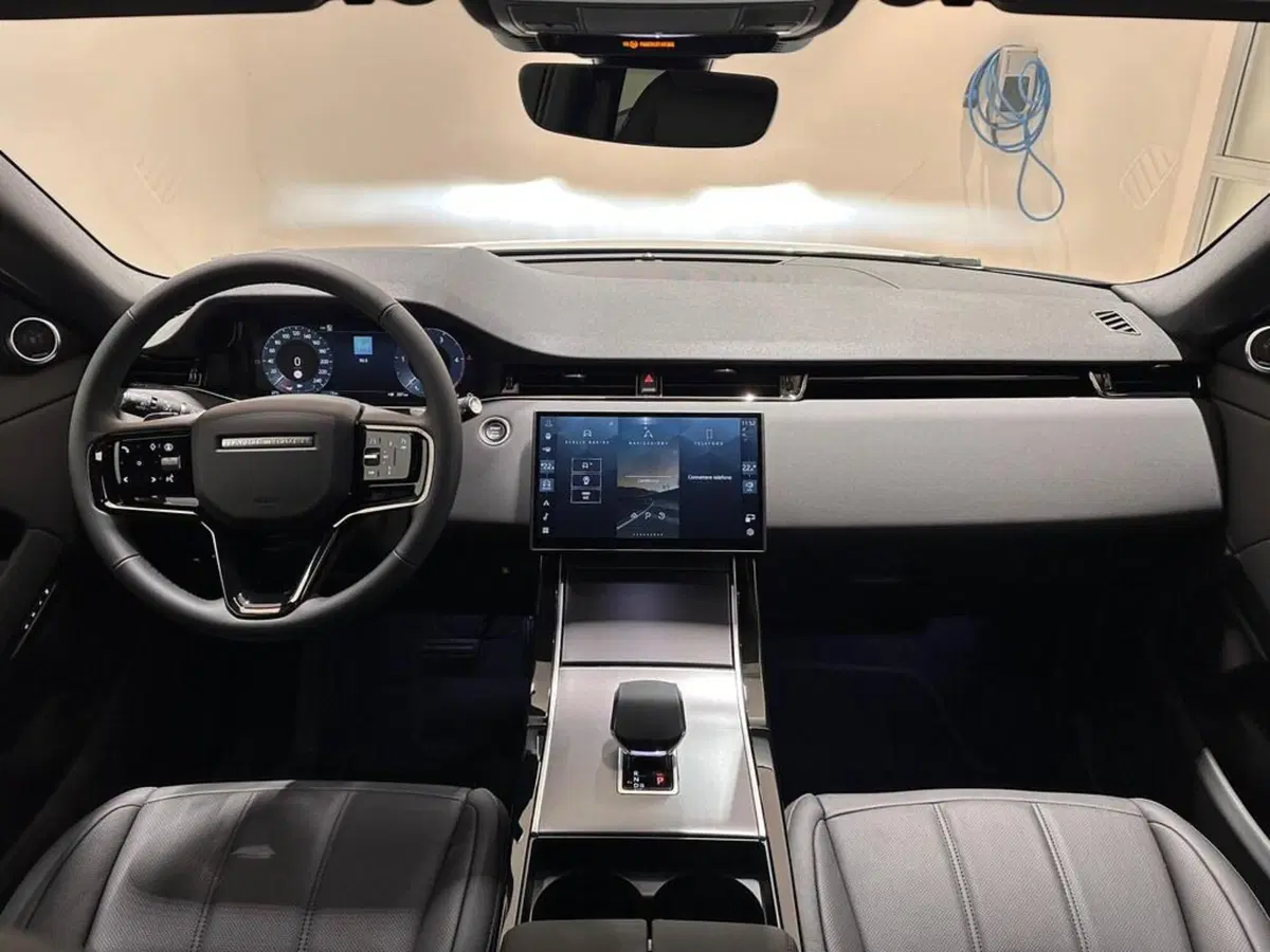 Land Rover Range Rover Evoque nuova a Varese (7)