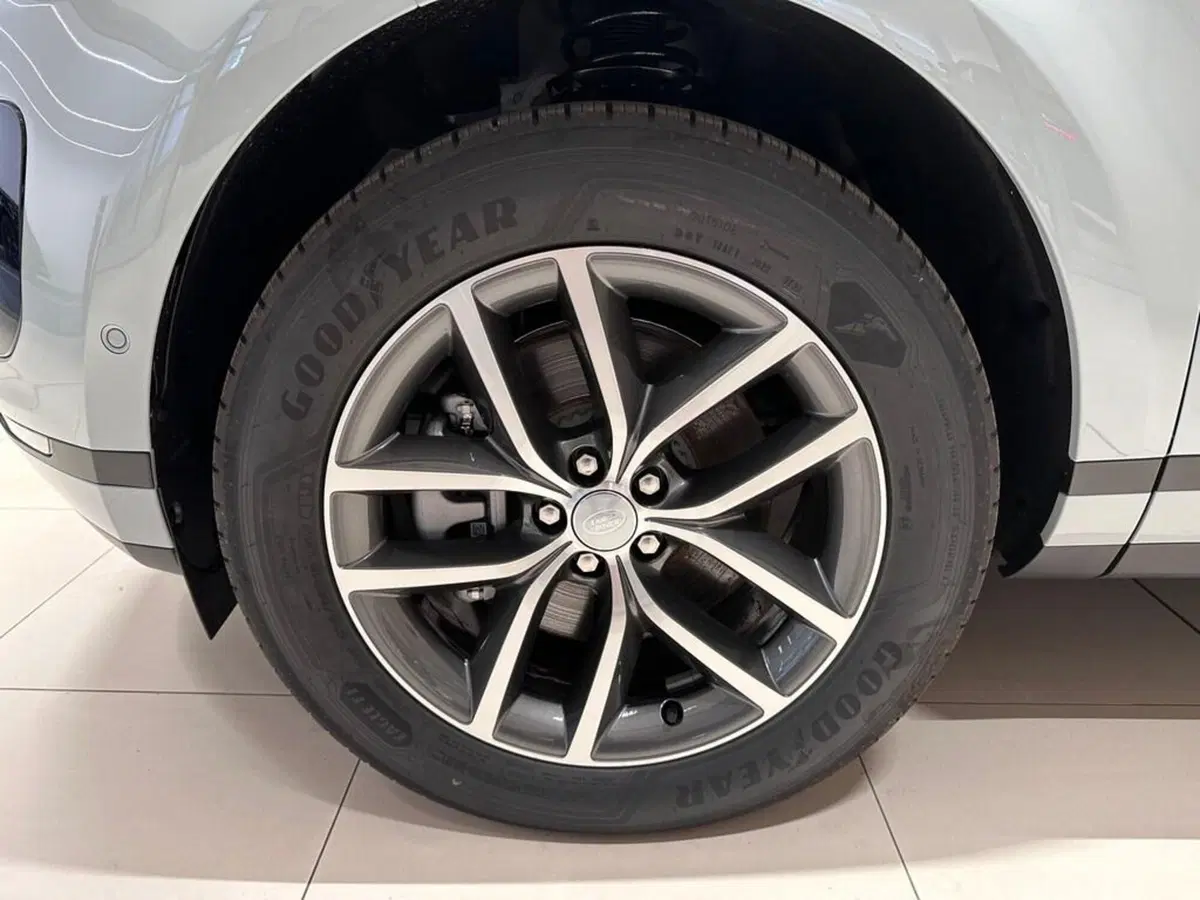 Land Rover Range Rover Evoque nuova a Varese (8)