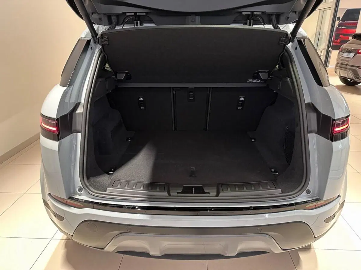 Land Rover Range Rover Evoque nuova a Varese (9)