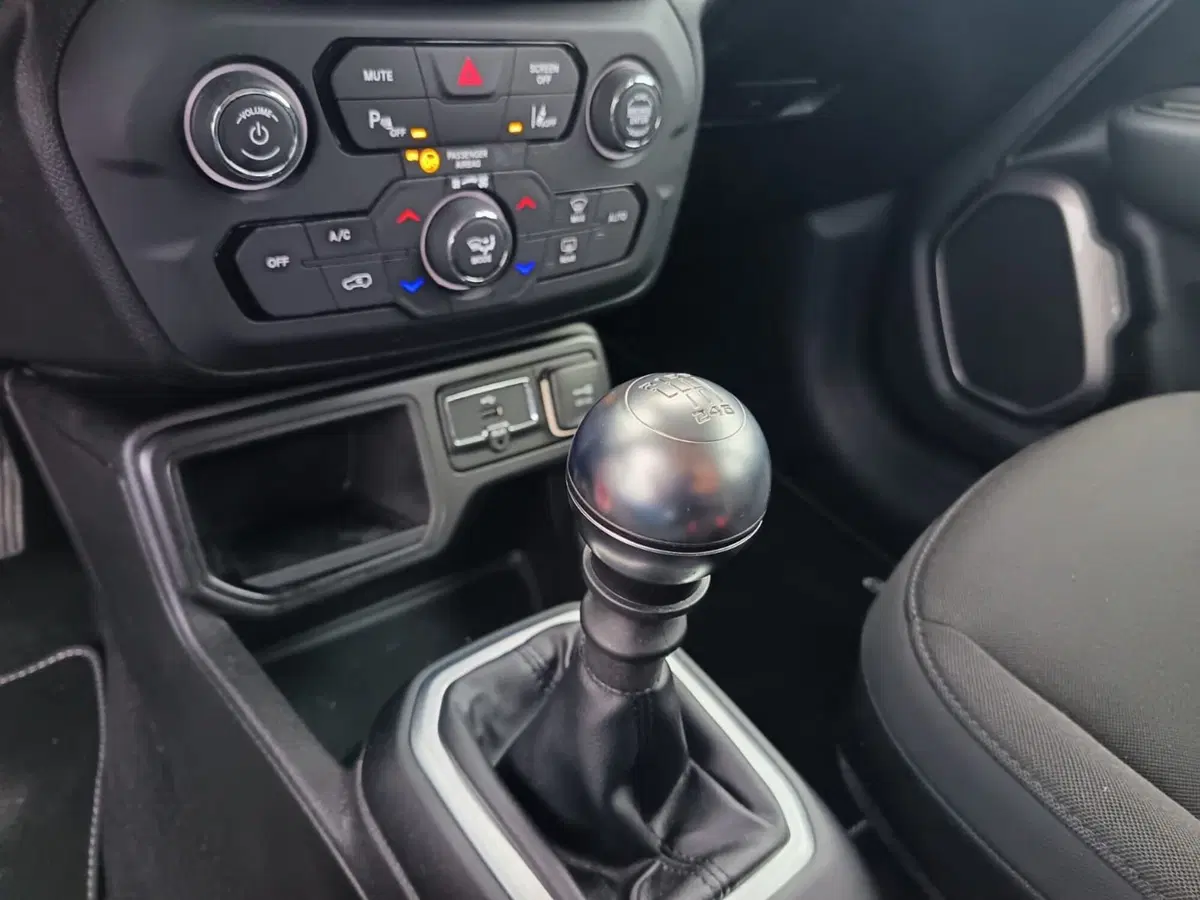 Jeep Renegade usata a Alessandria (17)