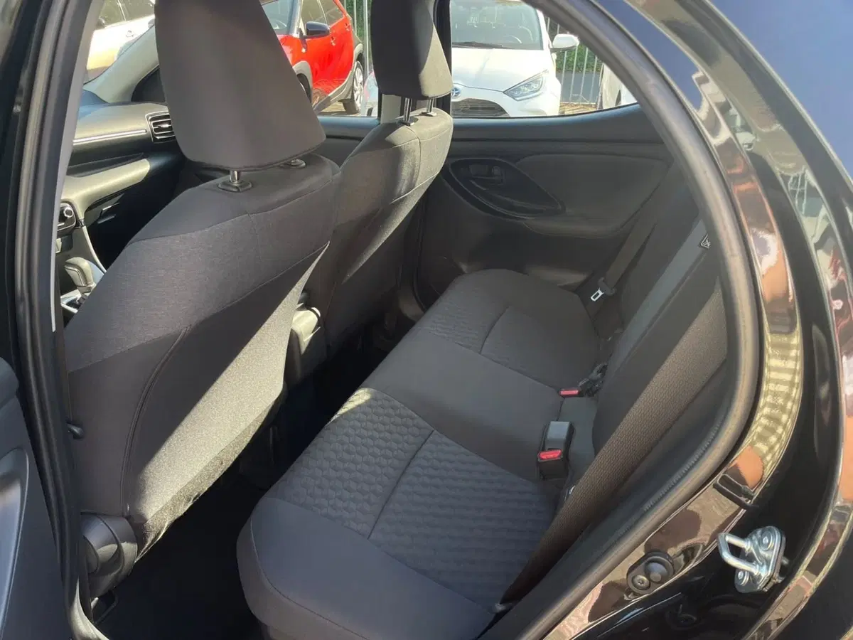 Toyota Yaris usata a Piacenza (11)