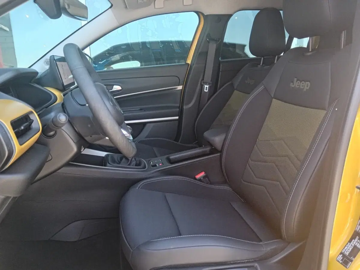 Jeep Avenger usata a Alessandria (11)